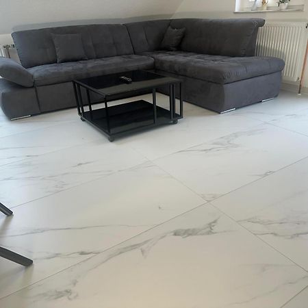 Flexible, Schoene Und Gut Aussehende Feriensuite Reutlingen Exterior foto